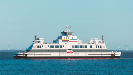 wdr_unternehmen_unsere-schiffe_Autofaehr-Passagiermotorschiff-Norderaue